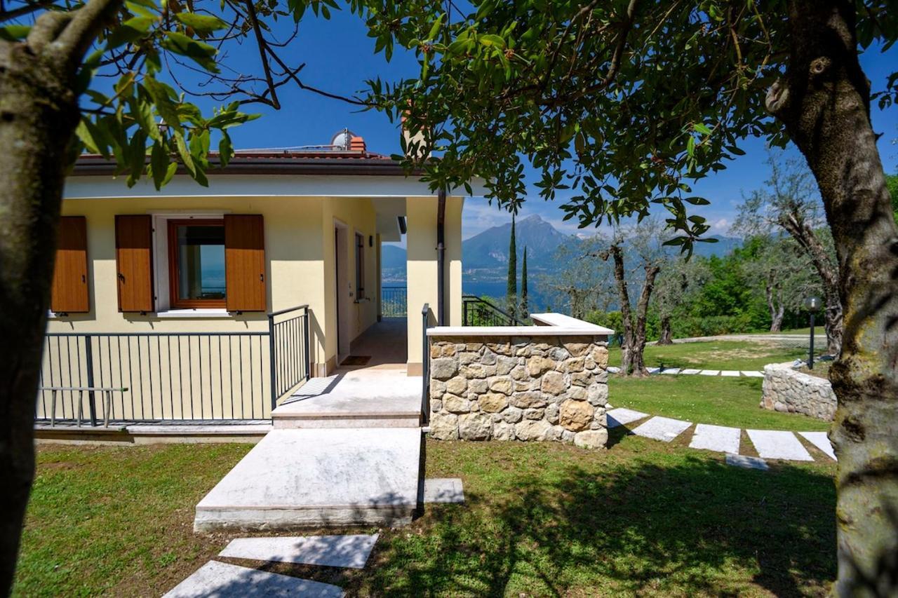 Maison Balu Apartments Torri Del Benaco Exterior photo